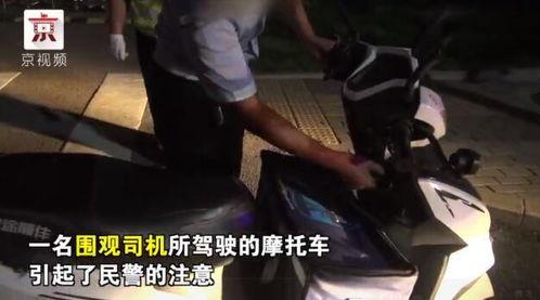 美国警察执法吃瓜群众,吃瓜群众围观现象解析