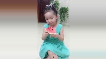 跳舞吃瓜女生是谁,网络红人的崛起与影响力