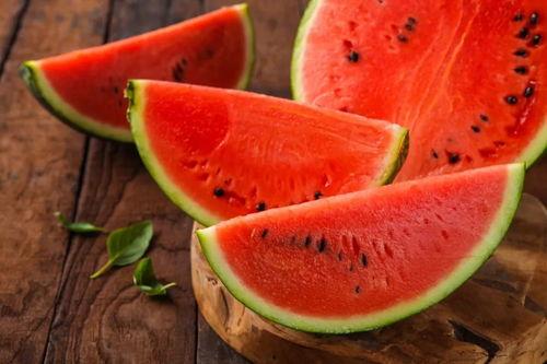 分瓜吃图片,共享快乐，品味和谐